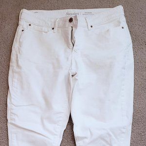 White Jeans - 10 (Levi Signature) Skinny Crop